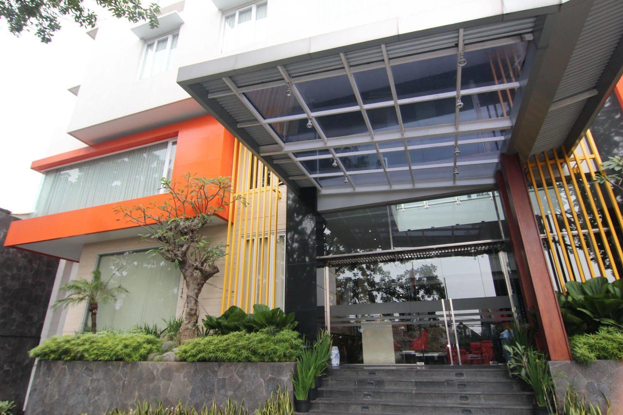 Zen Premium Near Rumah Mode Bandung Dış mekan fotoğraf